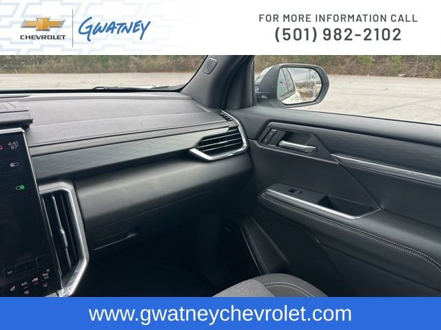 Used 2025 GMC Acadia Elevation FWD image 25