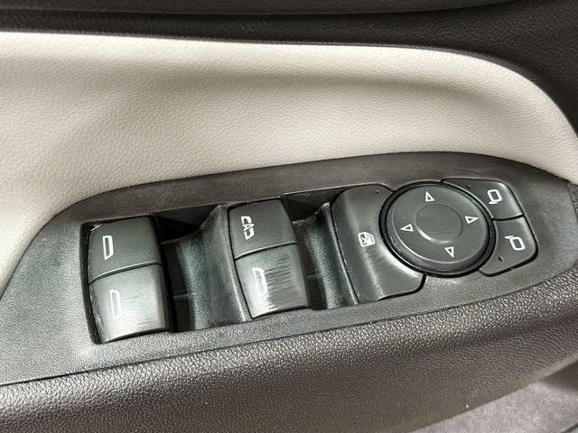 Used 2021 Chevrolet Equinox LS w/ LS Convenience Package AWD/4WD image 31