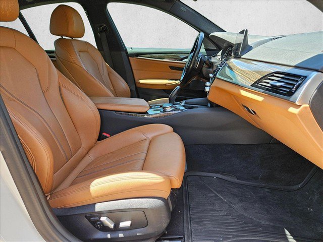 Used 2018 BMW 540i xDrive AWD/4WD image 22