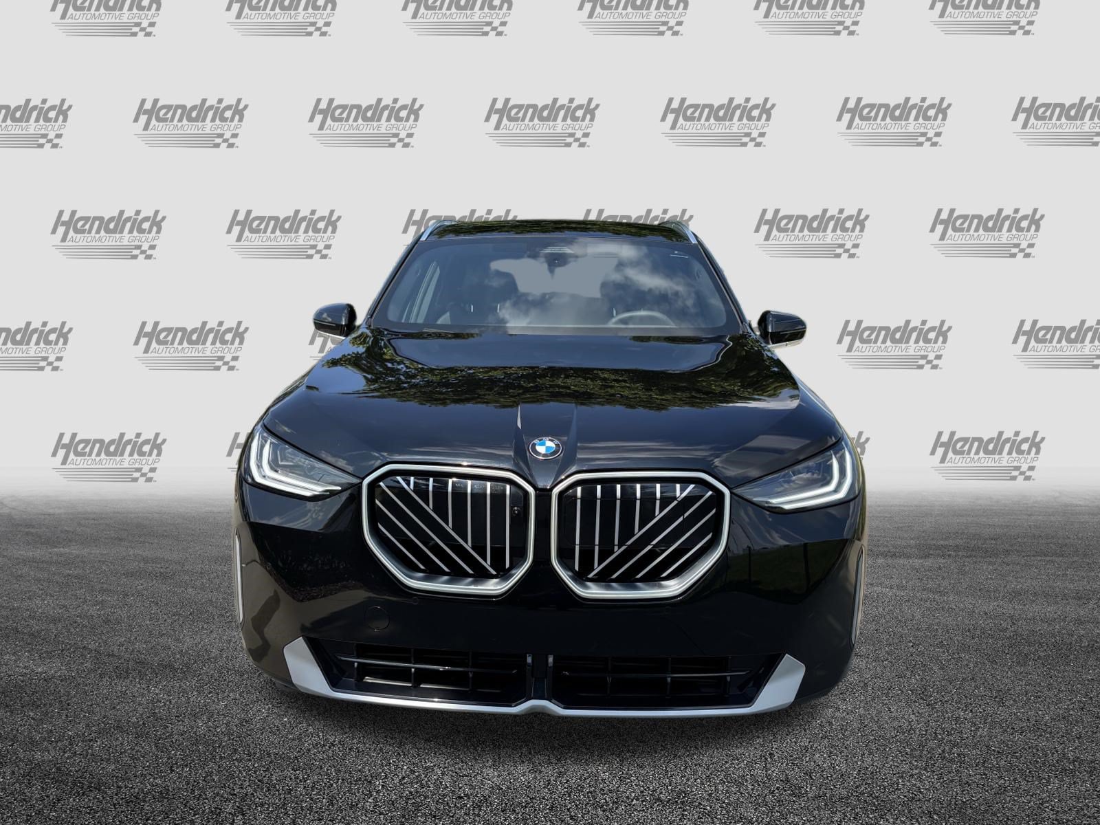 Certified 2025 BMW X3 xDrive30i w/ Premium Package AWD/4WD image 3