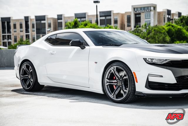 Used 2019 Chevrolet Camaro SS RWD image 47