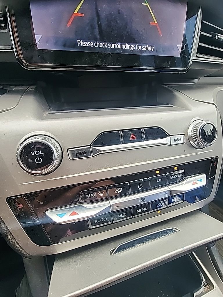 Used 2022 Ford Explorer XLT w/ Class IV Trailer Tow Package image 11