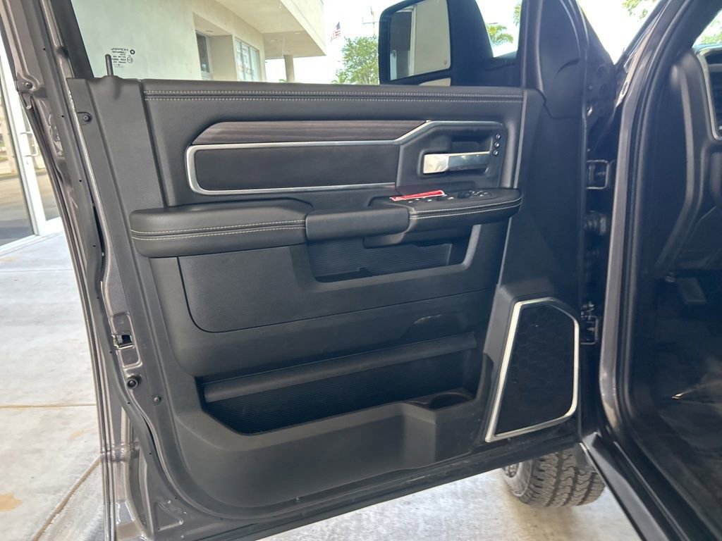 Used 2026 RAM 2500 Laramie AWD/4WD image 41
