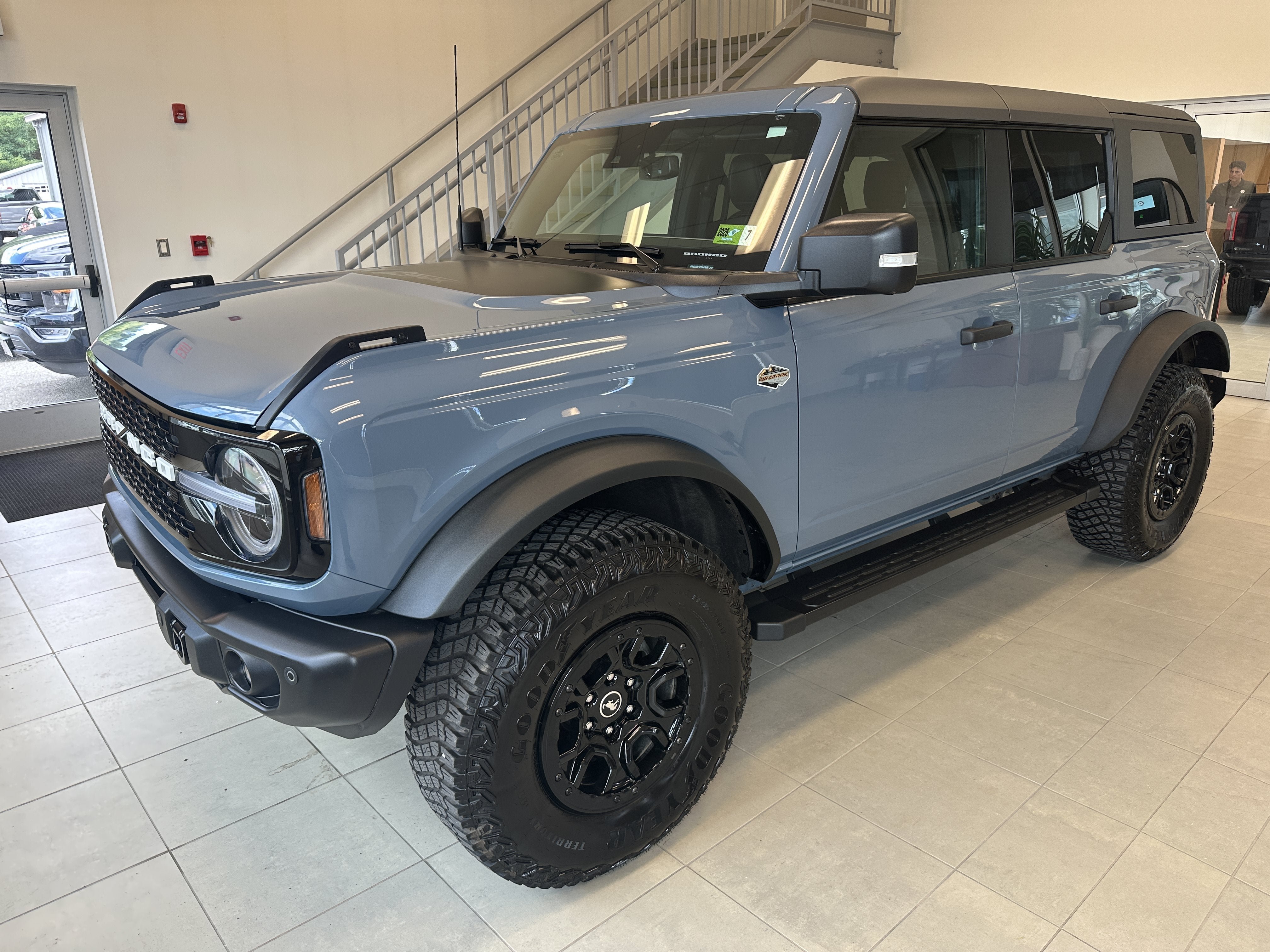 Used 2023 Ford Bronco Wildtrak AWD/4WD image 2