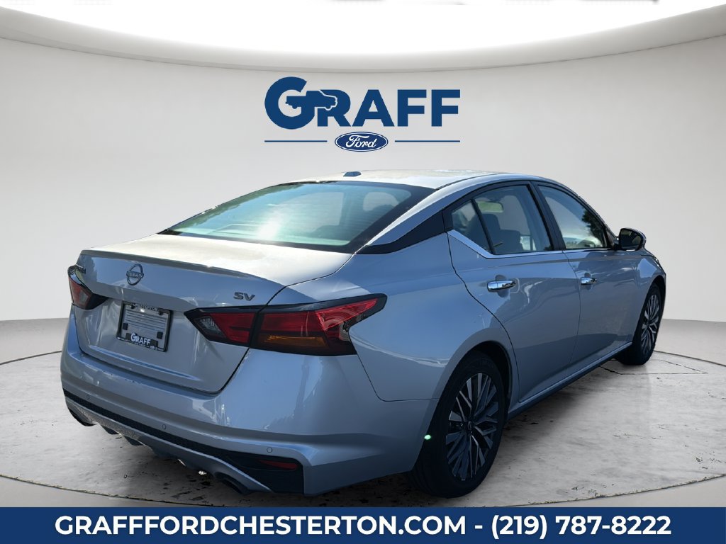 Used 2024 Nissan Altima 2.5 SV w/ SV Premium Package FWD image 7
