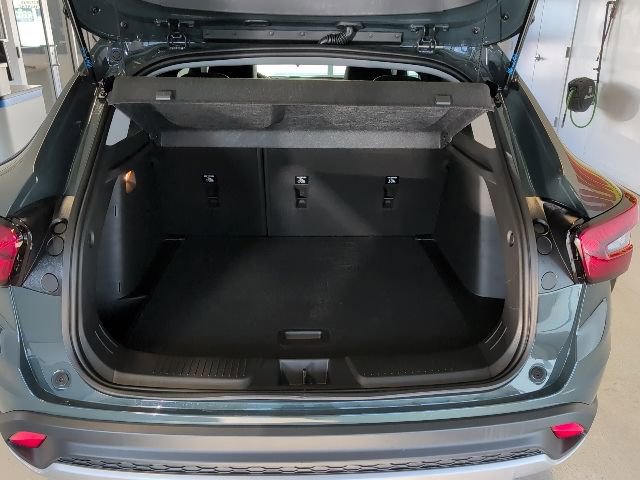 New 2026 Chevrolet Trax LT w/ LT Convenience Package FWD image 27