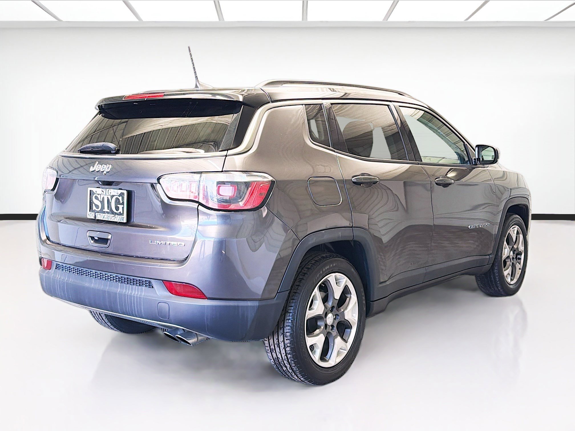 Used 2020 Jeep Compass Limited image 4