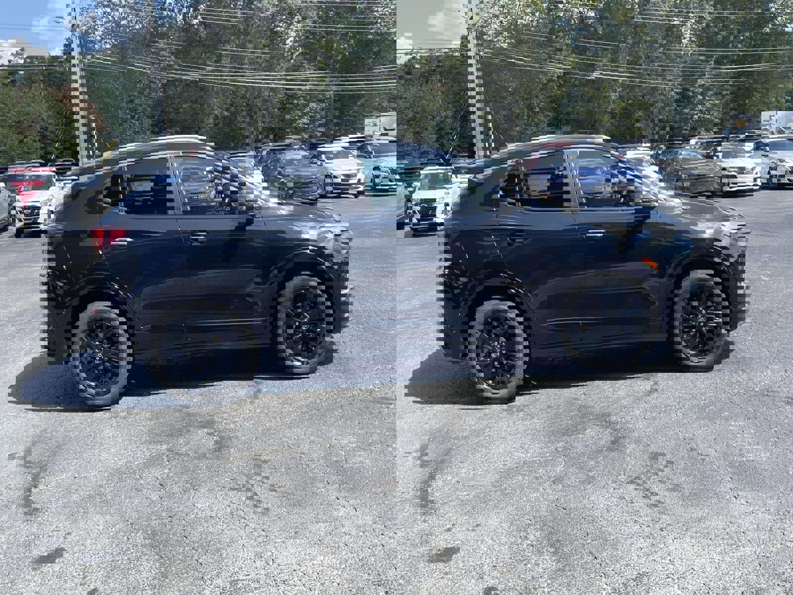 Used 2024 Buick Encore GX Sport Touring image 2