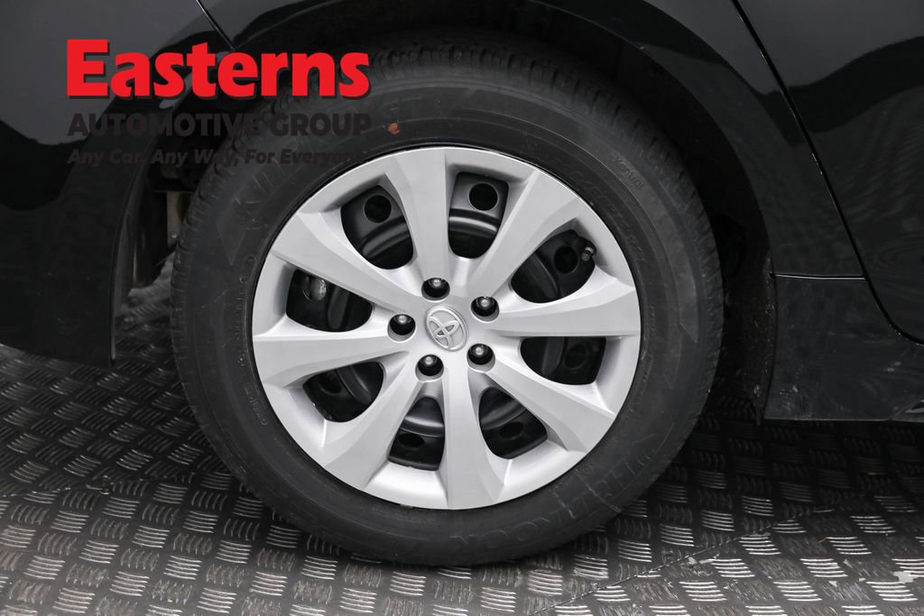 Used 2025 Toyota Corolla LE image 26