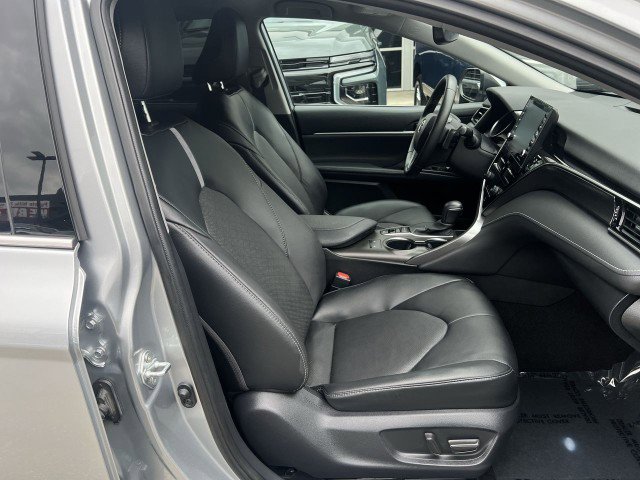 Used 2023 Toyota Camry XSE image 27