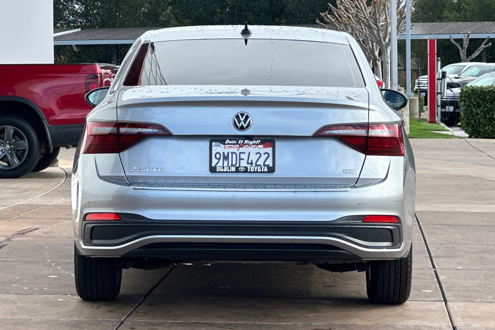 Used 2024 Volkswagen Jetta SE image 5