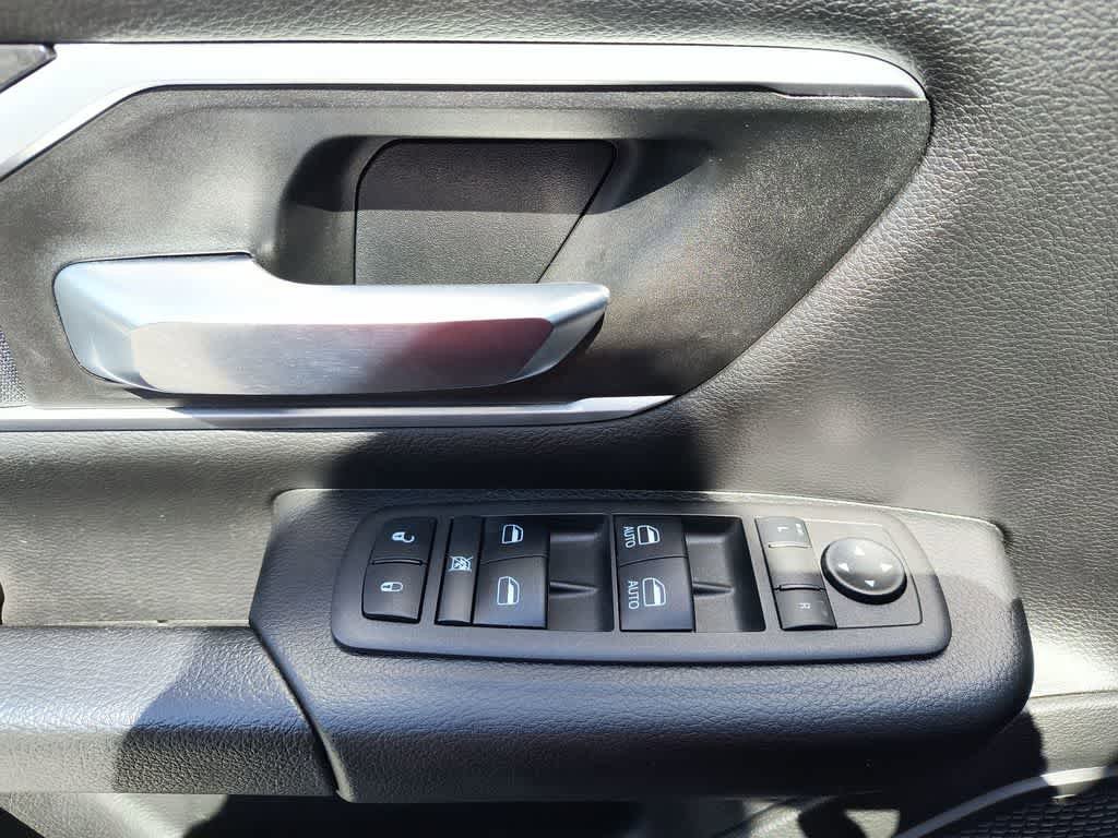 Used 2022 RAM 1500 Big Horn AWD/4WD image 13