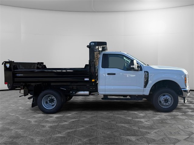 New 2025 Ford F350 XL w/ XL Chrome Package image 6