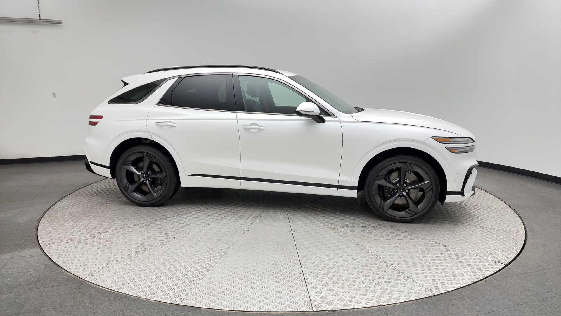 Certified 2026 Genesis GV70 3.5T Sport Prestige image 9
