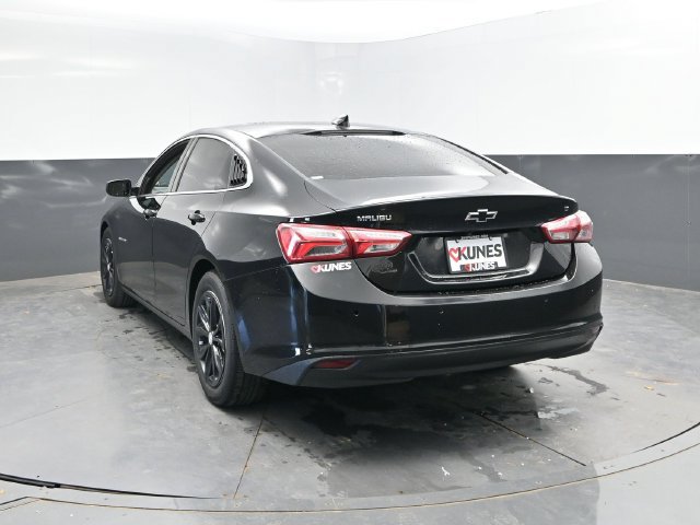 Used 2019 Chevrolet Malibu LT w/ Driver Confidence Package II FWD image 9