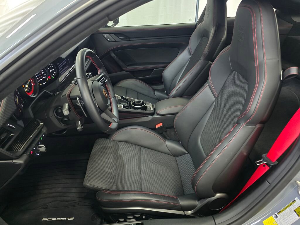 Used 2023 Porsche 911 GT3 image 5