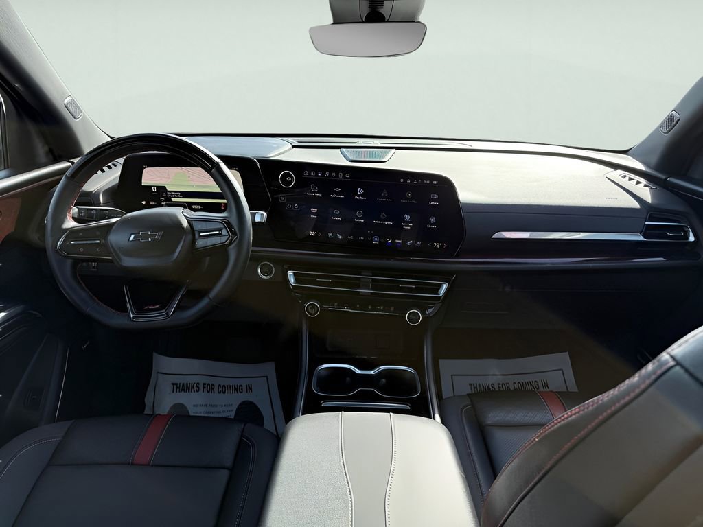 Used 2025 Chevrolet Traverse RS AWD/4WD image 26