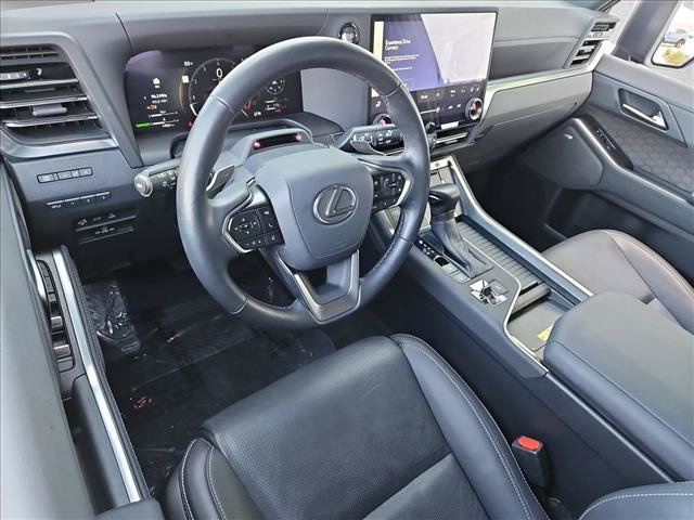 Used 2025 Lexus GX 550 w/ Accessory Package (Z1) AWD/4WD image 10