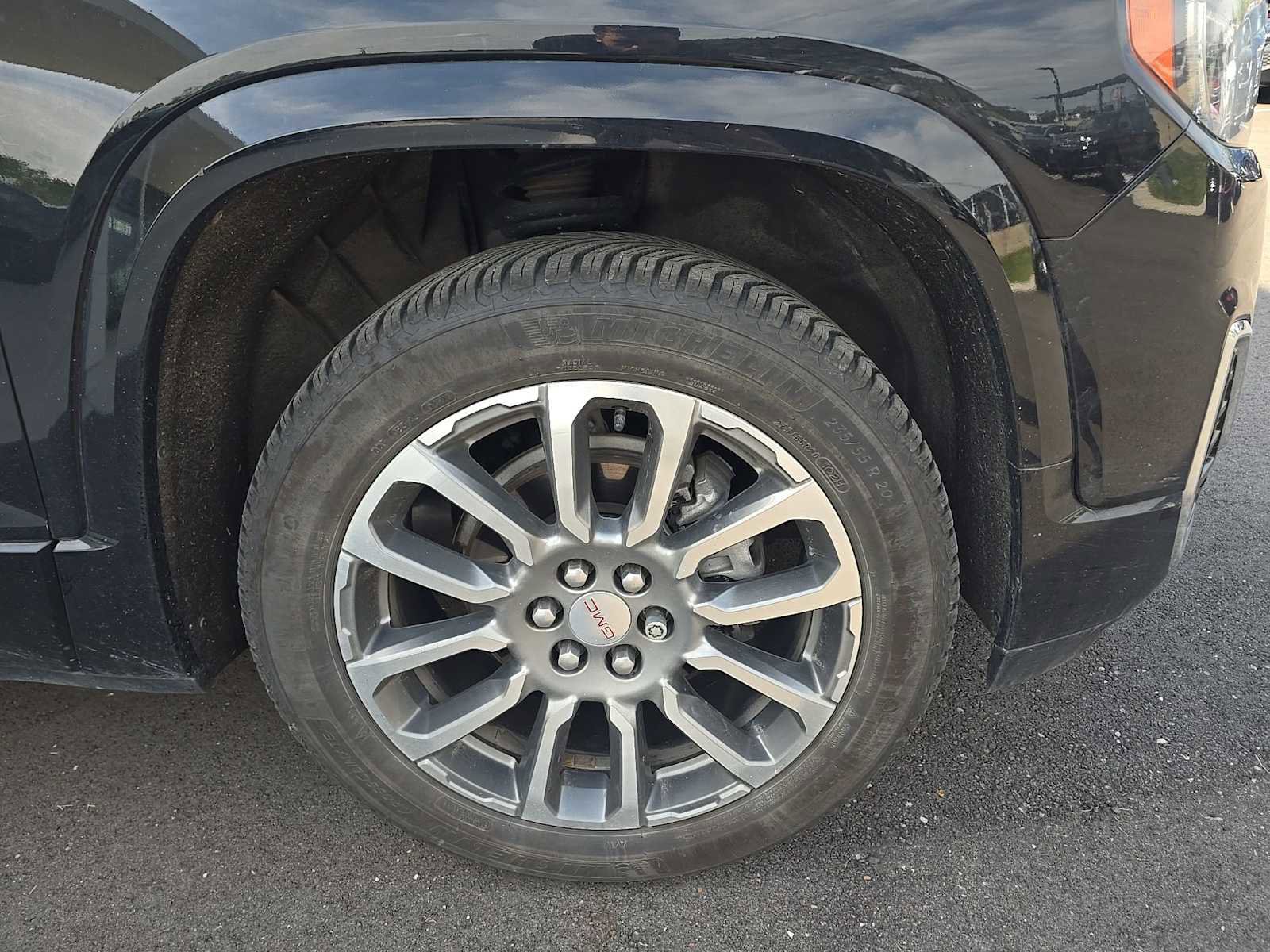 Used 2021 GMC Acadia Denali w/ Denali Ultimate Package AWD/4WD image 8