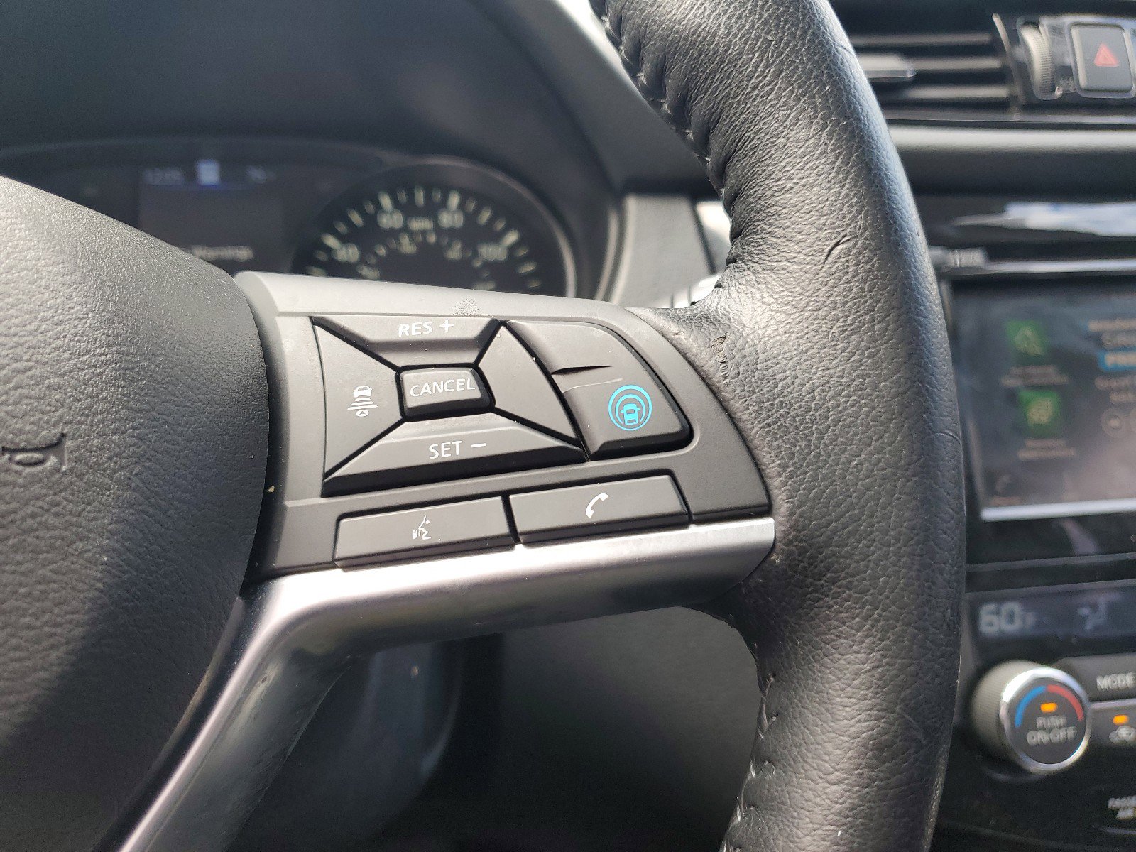 Certified 2021 Nissan Rogue Sport SL w/ Premium Package image 19