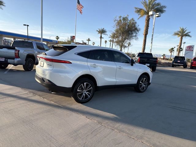 Certified 2021 Toyota Venza LE AWD/4WD image 4