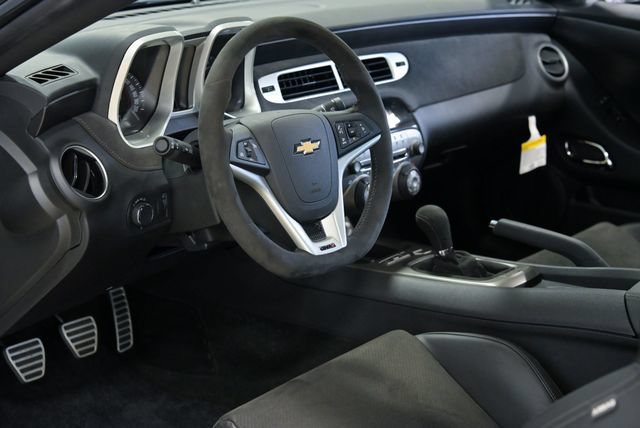 Used 2015 Chevrolet Camaro Z/28 RWD image 26
