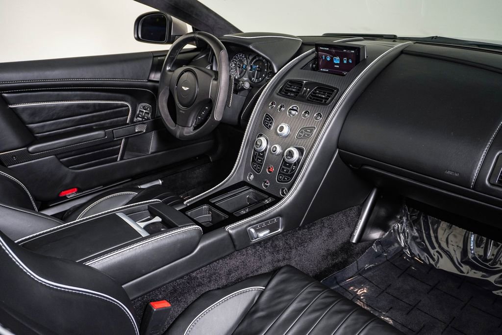 Used 2016 Aston Martin DB9 GT RWD image 19