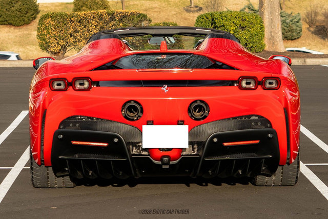 Used 2025 Ferrari SF90 Spider image 7
