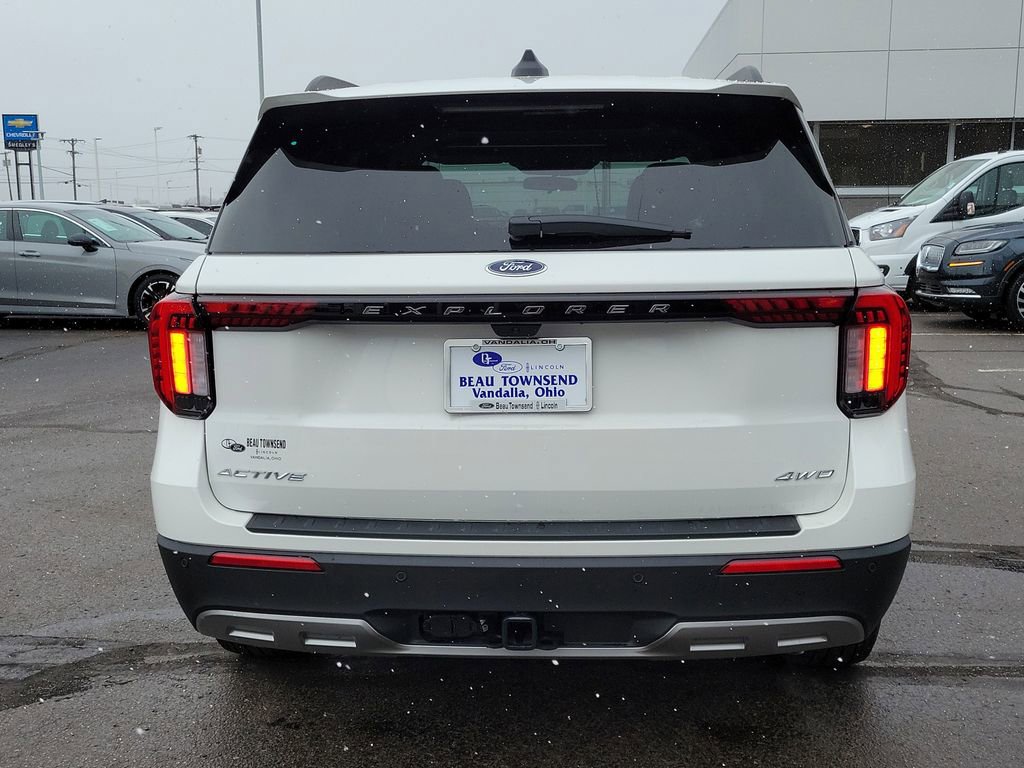 New 2025 Ford Explorer Active w/ Active Comfort Package image 5