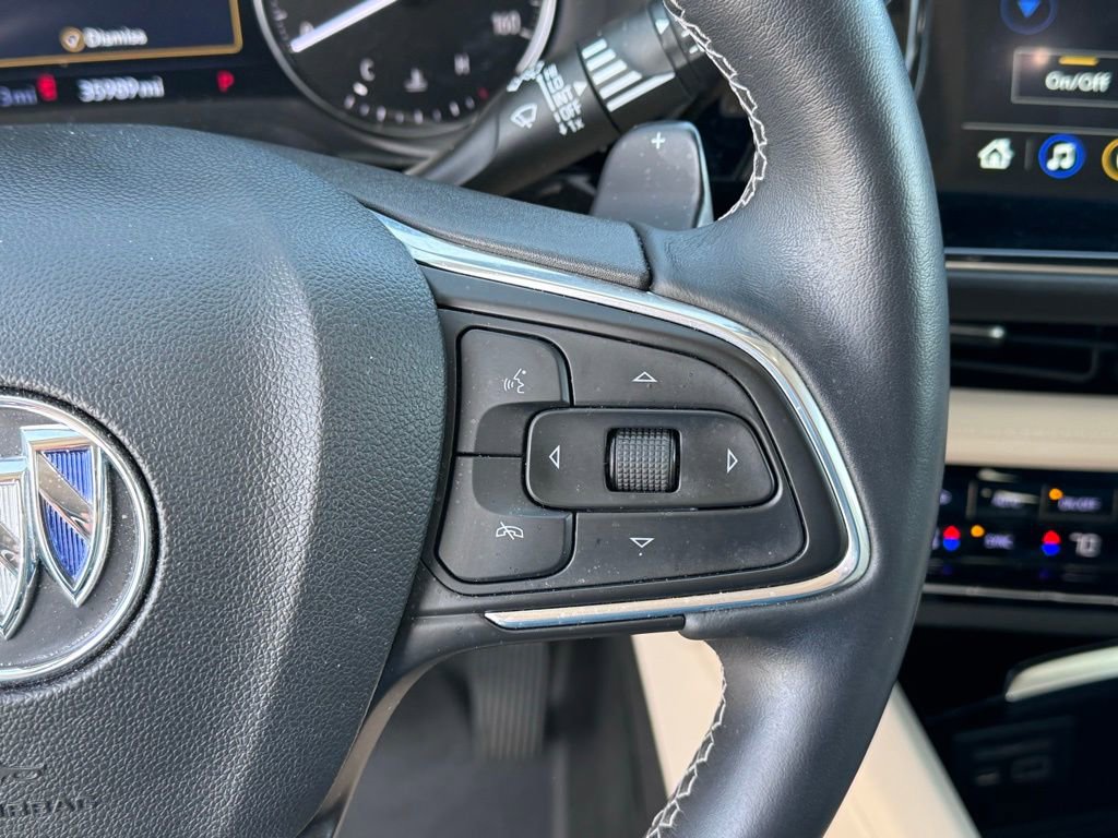 Used 2023 Buick Envision Avenir image 16