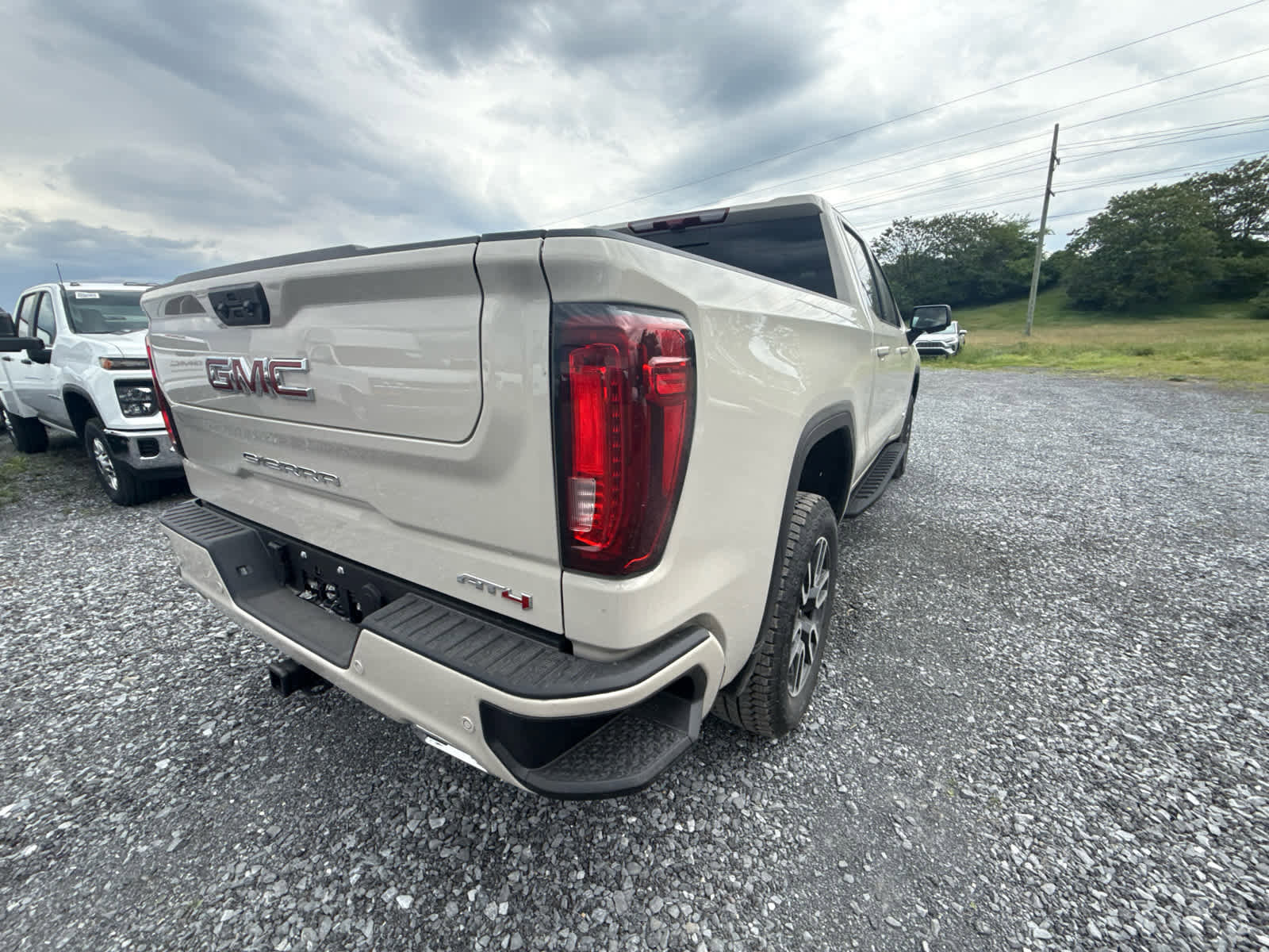 New 2026 GMC Sierra 1500 AT4 w/ AT4 Premium Package AWD/4WD image 12