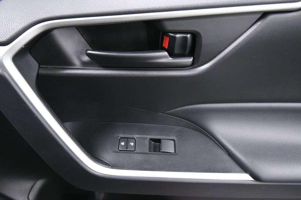 Certified 2024 Toyota RAV4 LE image 26