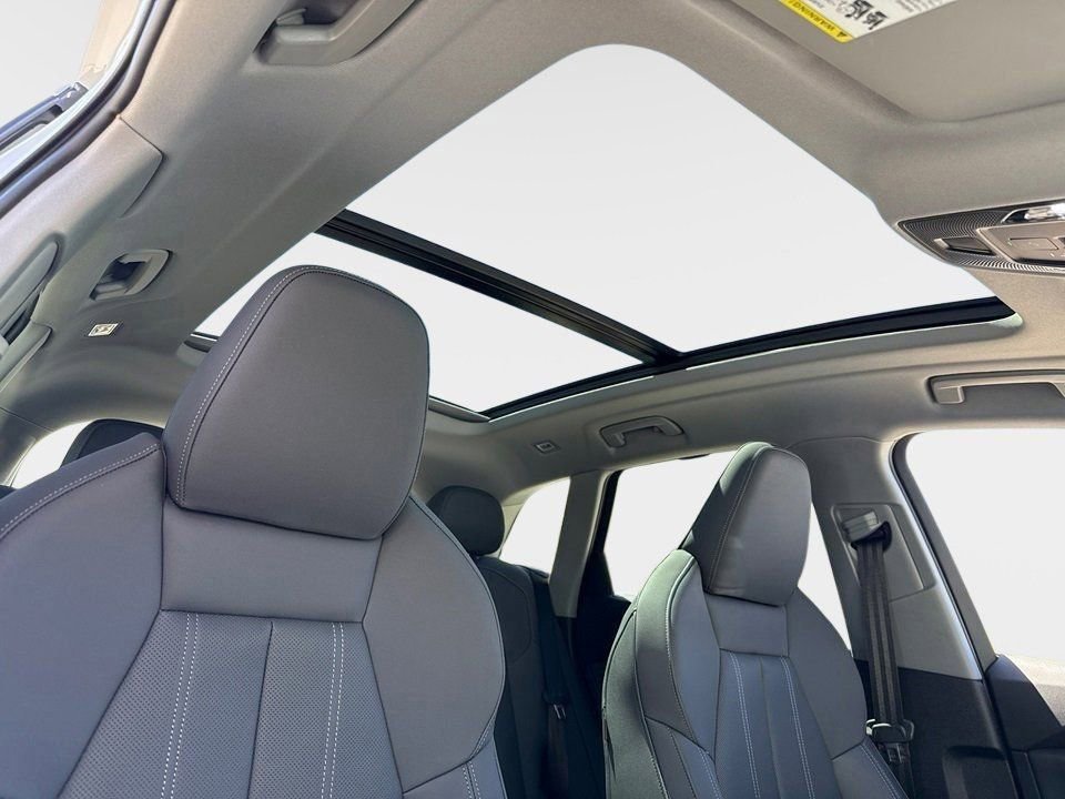 Certified 2025 Audi Q5 Premium w/ Premium Plus AWD/4WD image 11