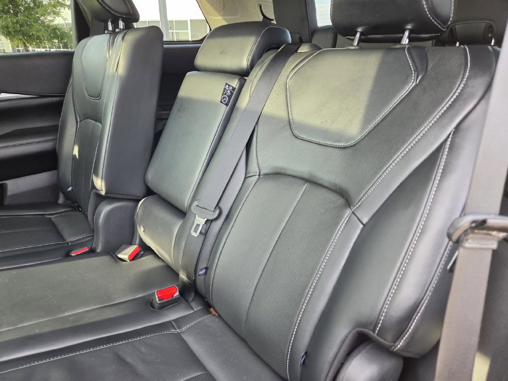 Used 2023 INFINITI QX60 Luxe w/ Vision Package FWD image 15