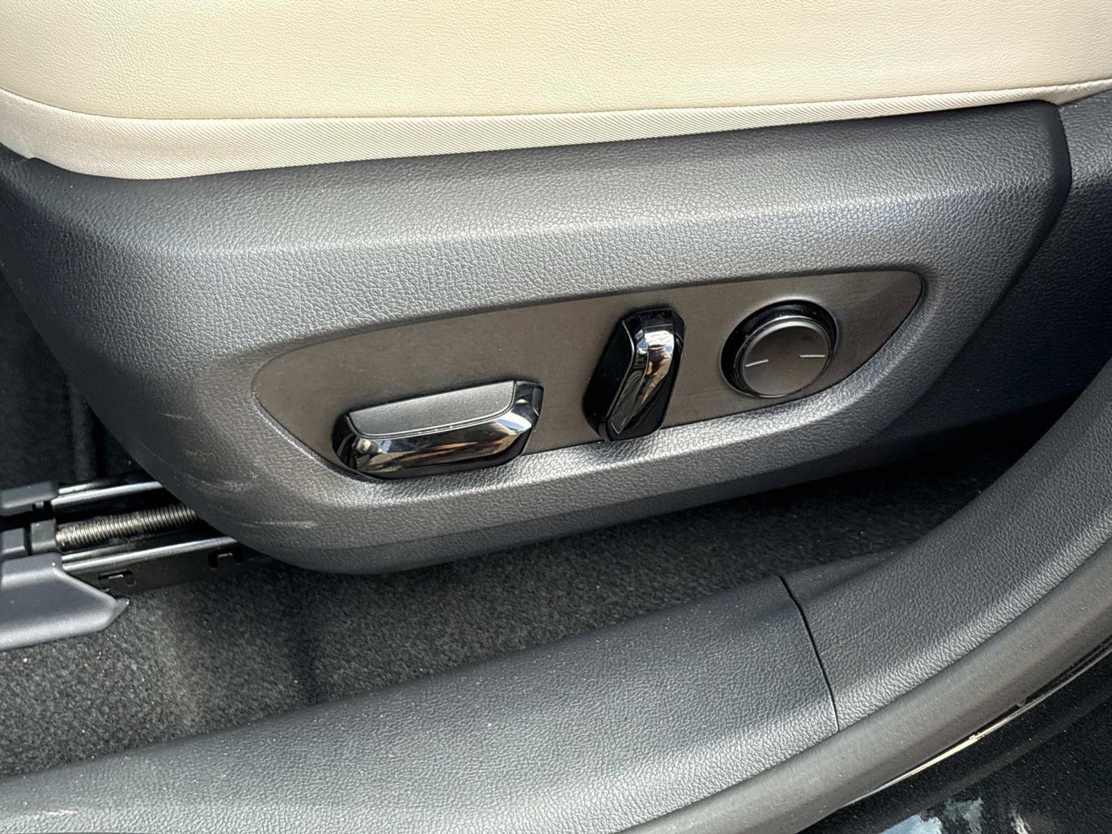 Certified 2024 Lexus RX 350 FWD image 19