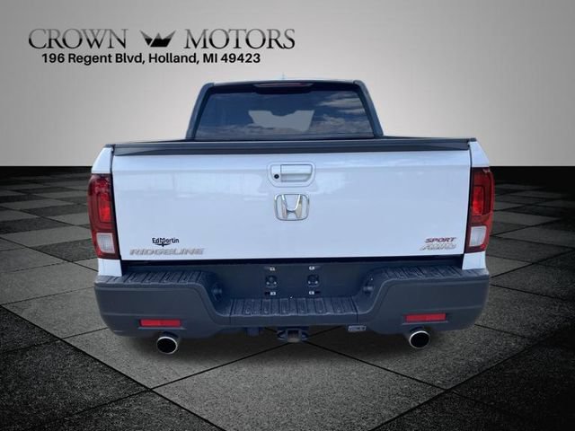 Used 2023 Honda Ridgeline Sport image 9