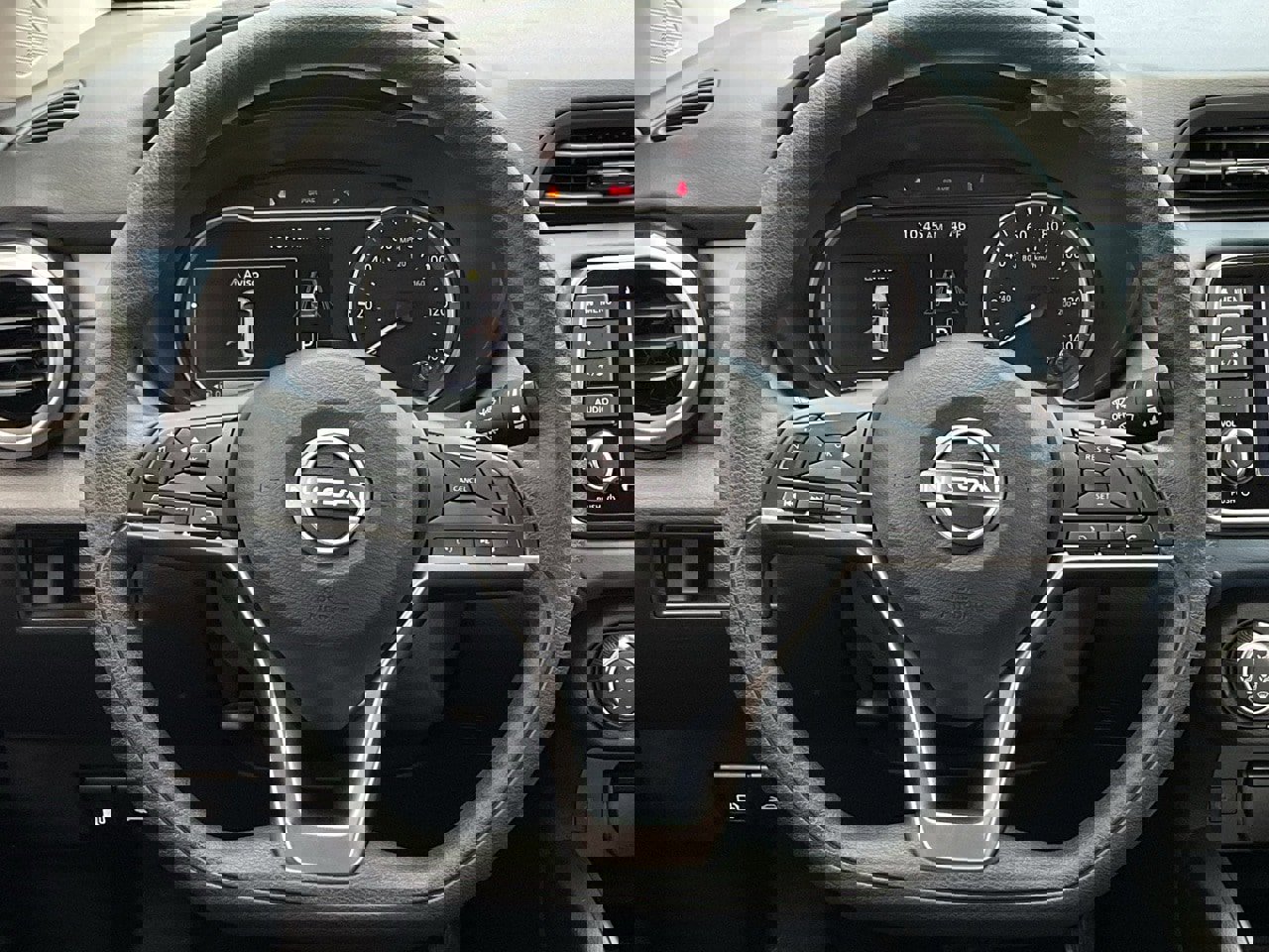 Used 2025 Nissan Versa SV image 20