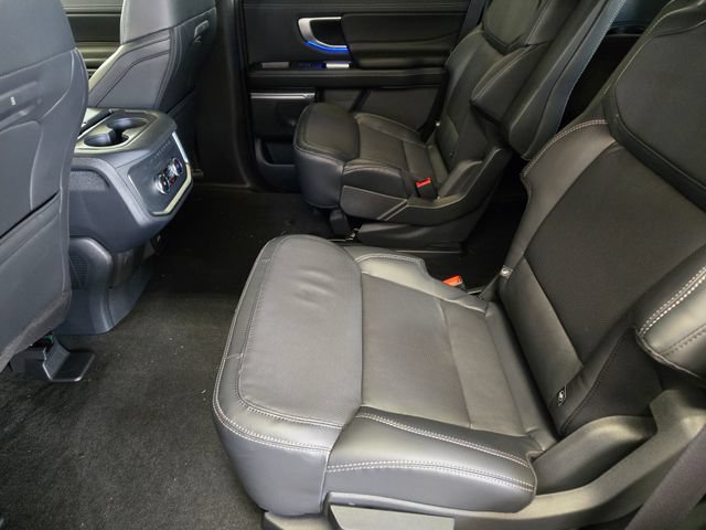 New 2026 Ford Expedition Platinum w/ Stealth Appearance Package AWD/4WD image 21