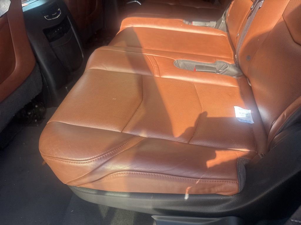 Used 2017 Cadillac Escalade Premium Luxury image 14