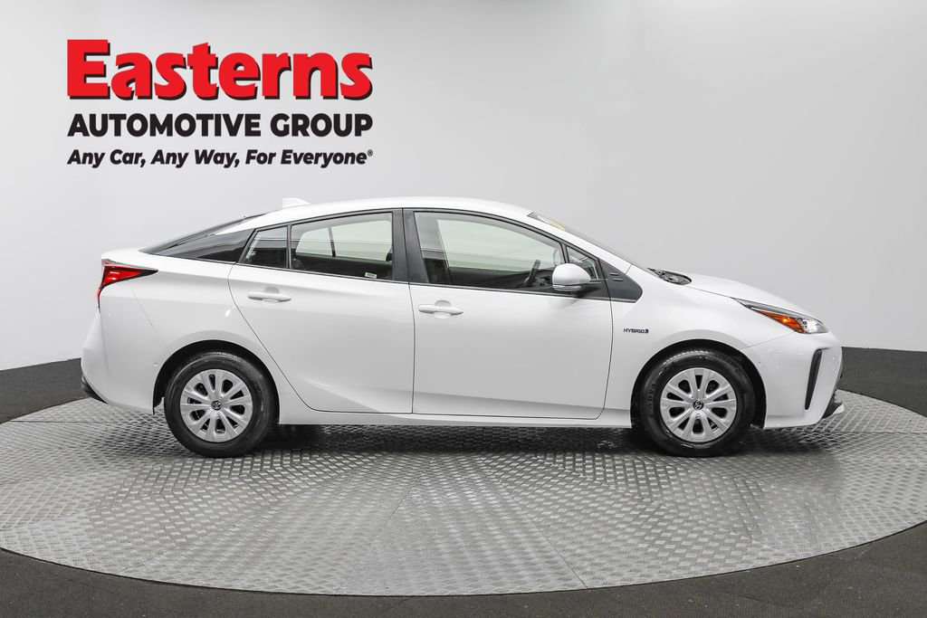 Used 2022 Toyota Prius LE image 4