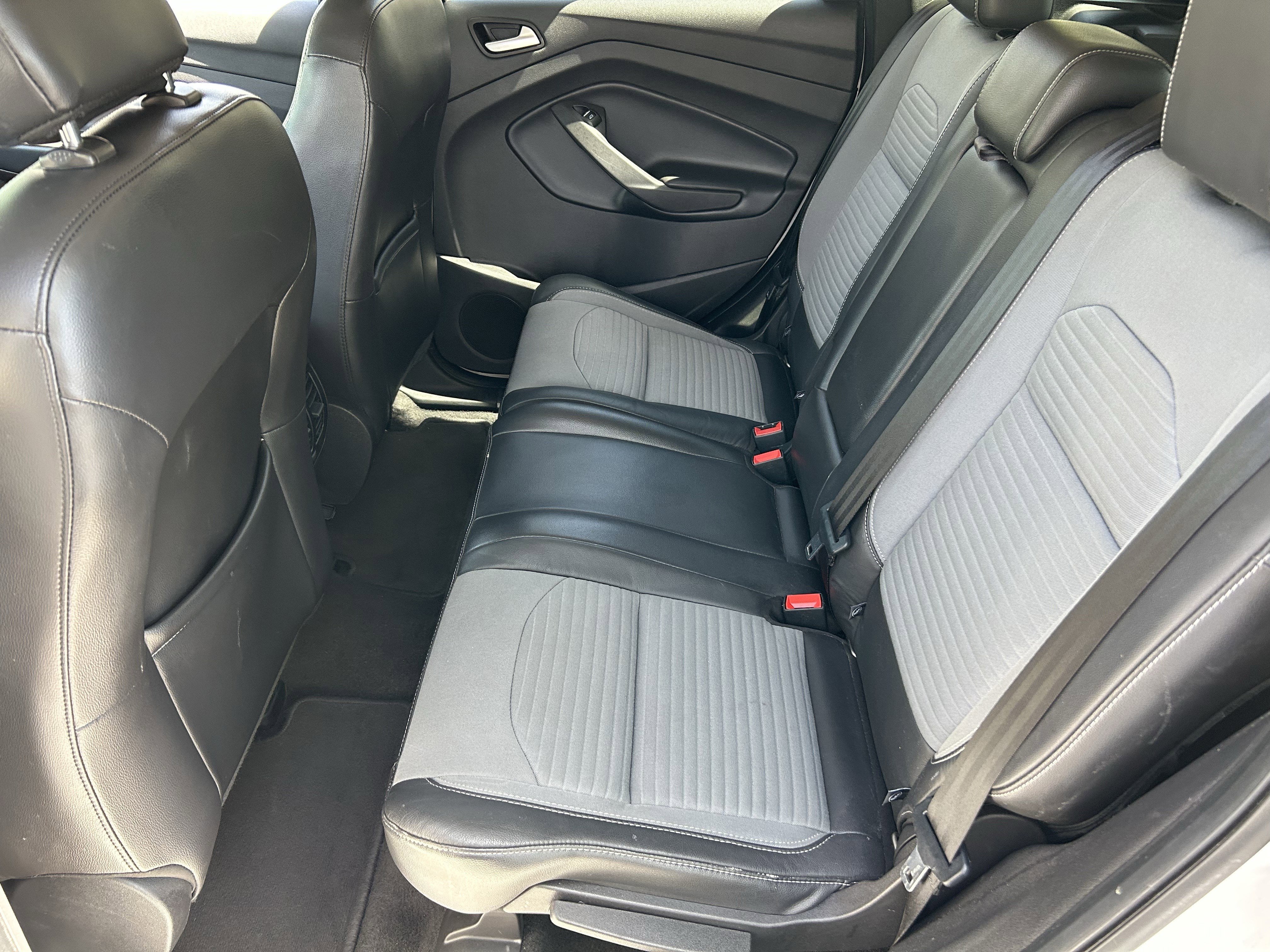 Used 2019 Ford Escape SE AWD/4WD image 15
