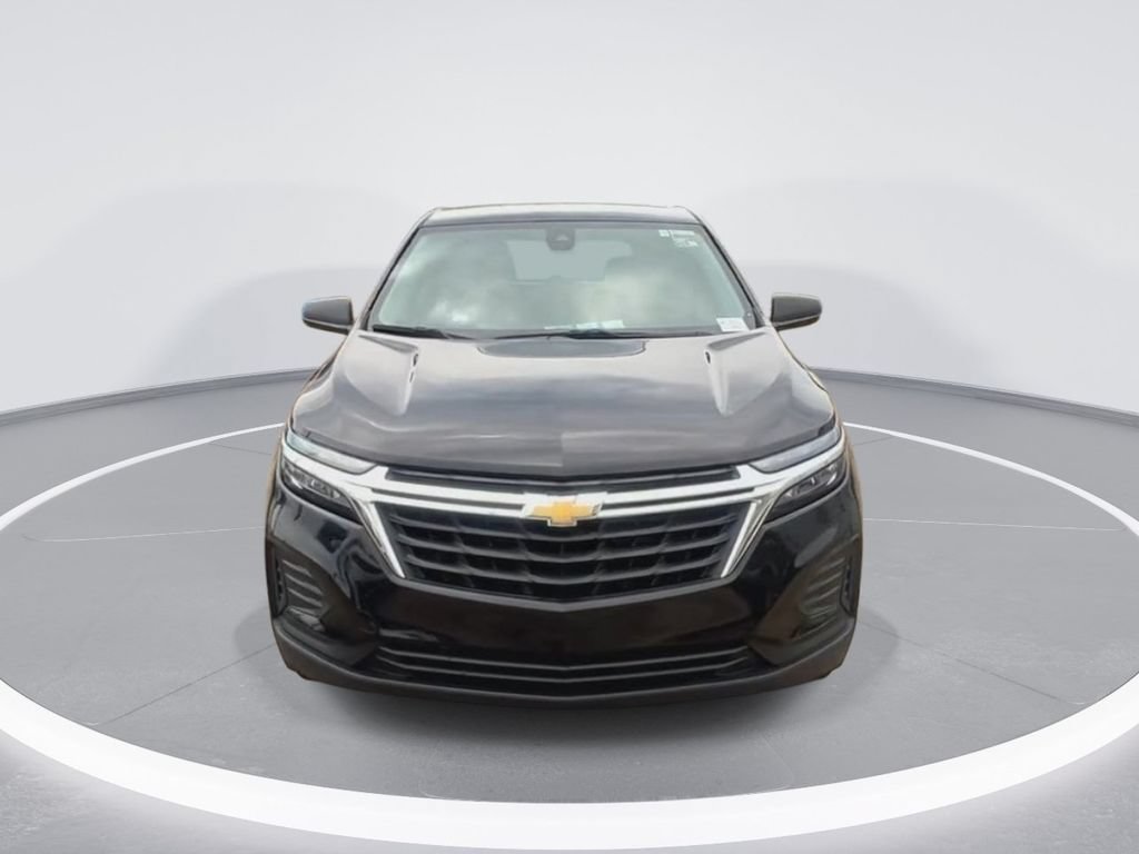 Used 2023 Chevrolet Equinox LS FWD image 3