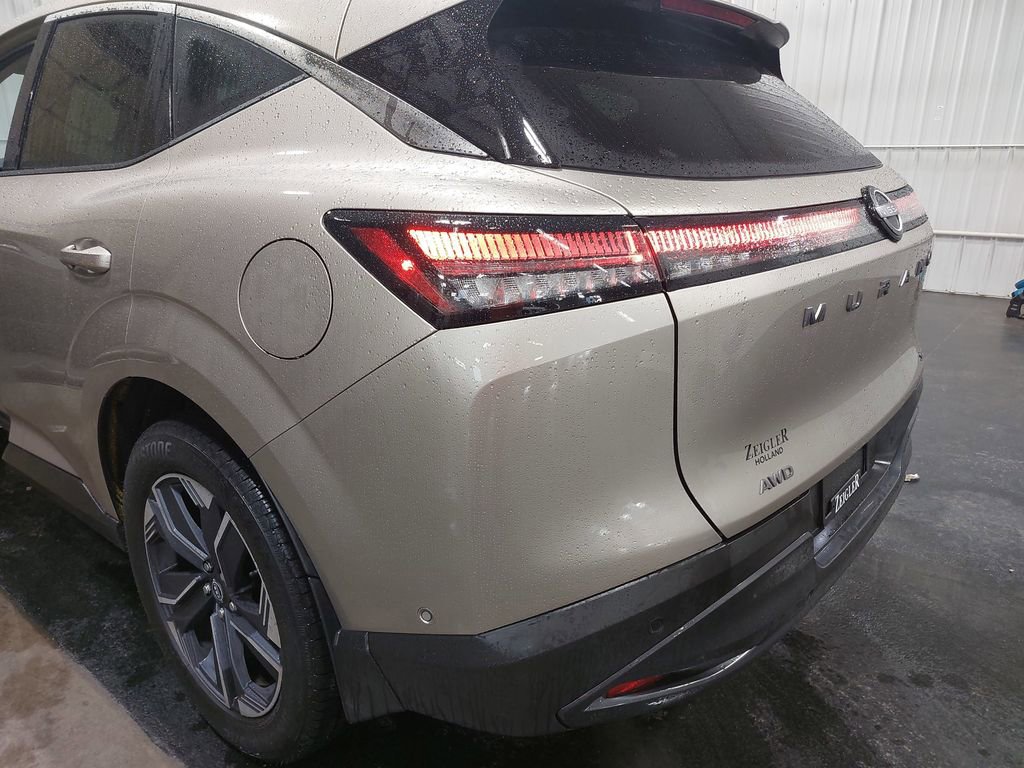 Certified 2025 Nissan Murano SL w/ Cargo Package AWD/4WD image 36