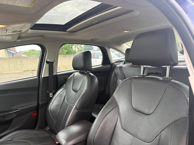 Used 2017 Ford Focus Titanium FWD image 20