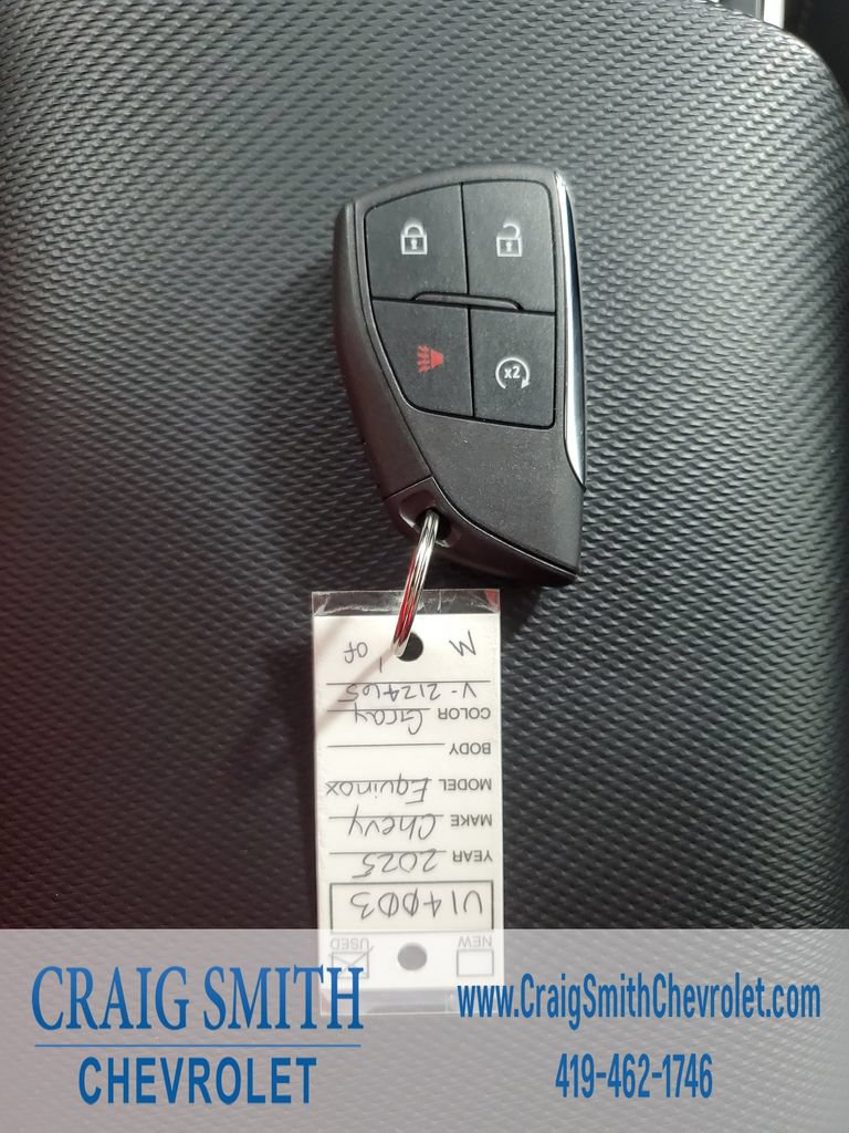 Used 2025 Chevrolet Equinox LT FWD image 31
