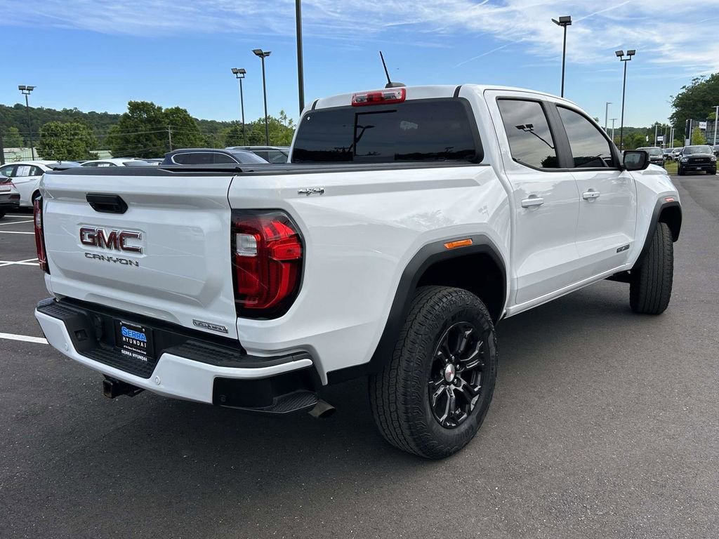 Used 2024 GMC Canyon Elevation w/ Elevation Premium Package AWD/4WD image 3