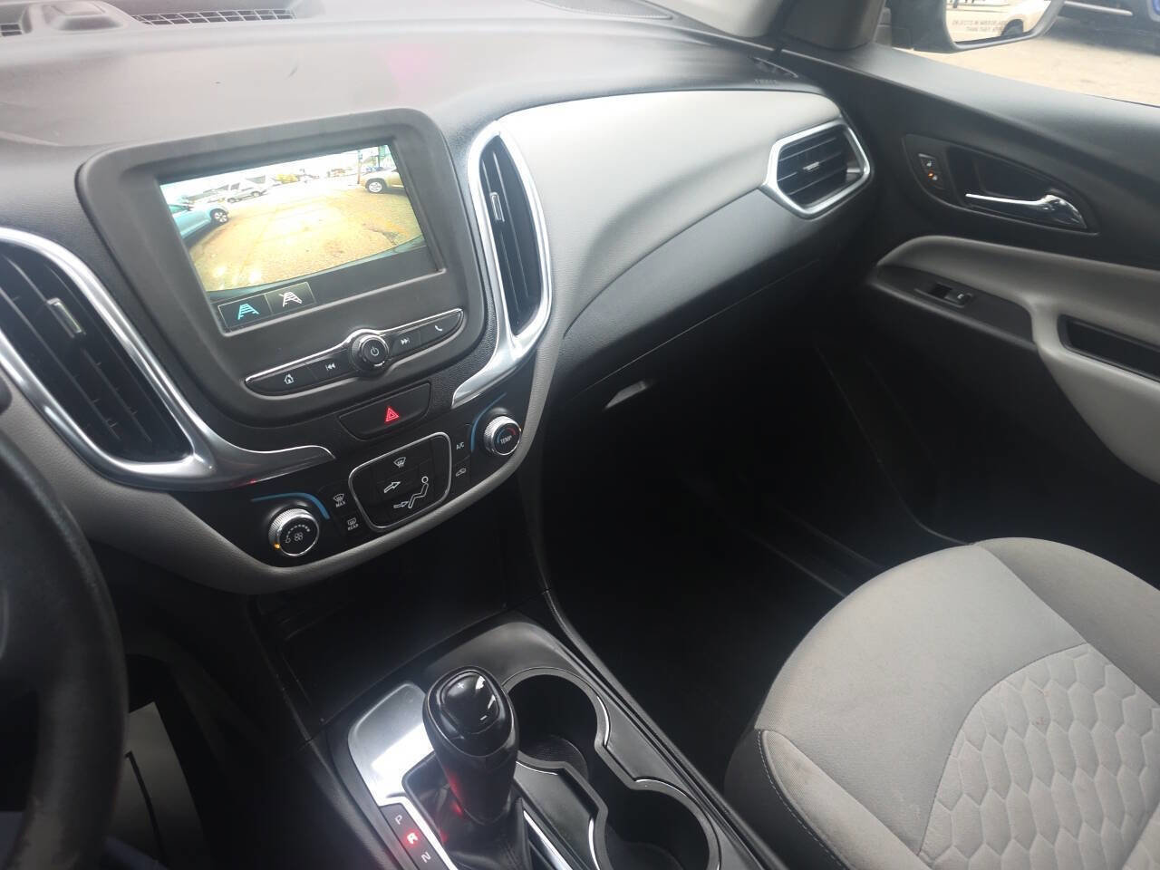 Used 2018 Chevrolet Equinox LS FWD image 11