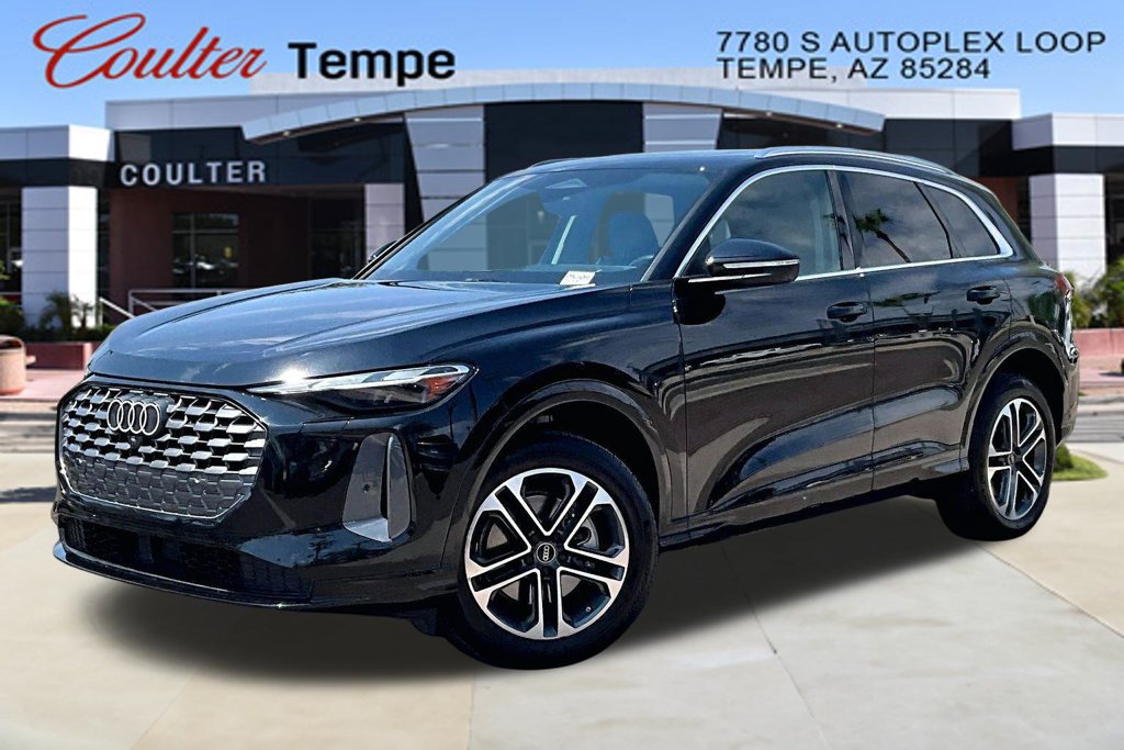 Used 2025 Audi Q5 Premium w/ Convenience Package