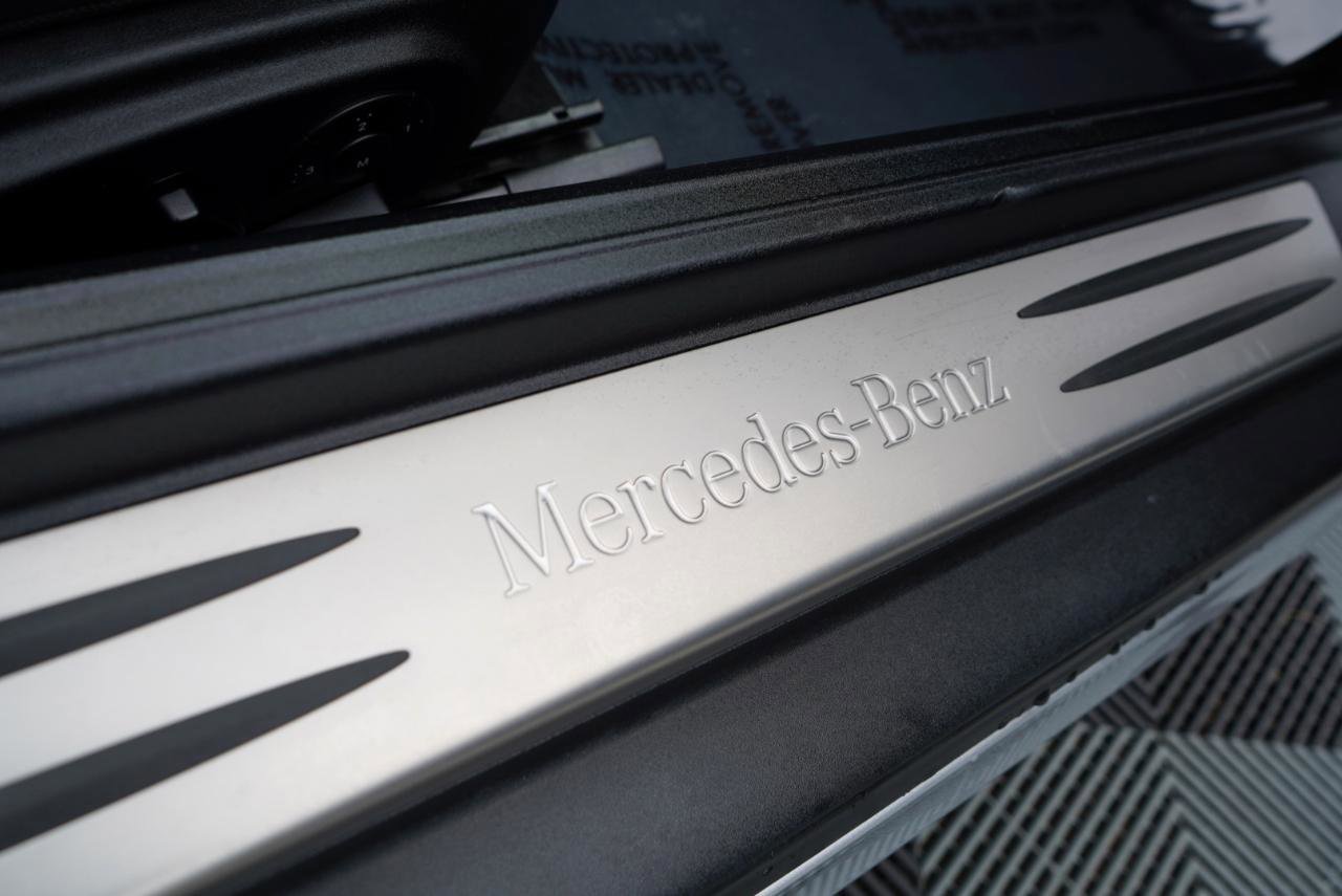 Used 2009 Mercedes-Benz SLK 300 2dr Roadster 3.0L w/ Premium I Pkg image 55