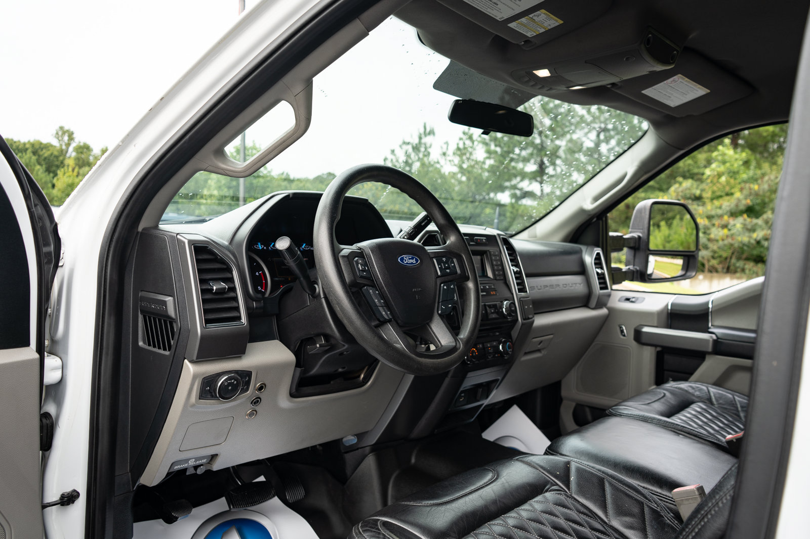 Used 2019 Ford F350 XLT AWD/4WD image 12